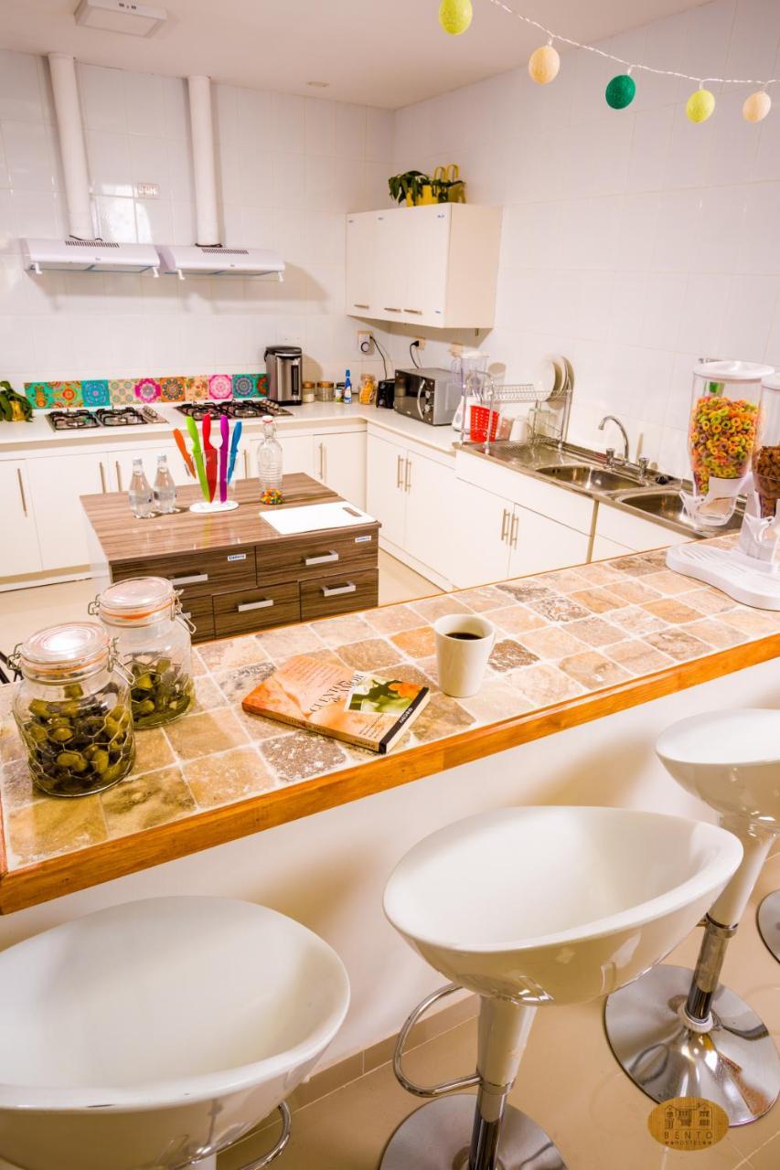 Bento Hostel (Adults Only) Сантяго Екстериор снимка